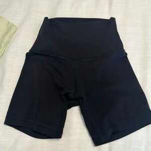 Lululemon align high rise shorts